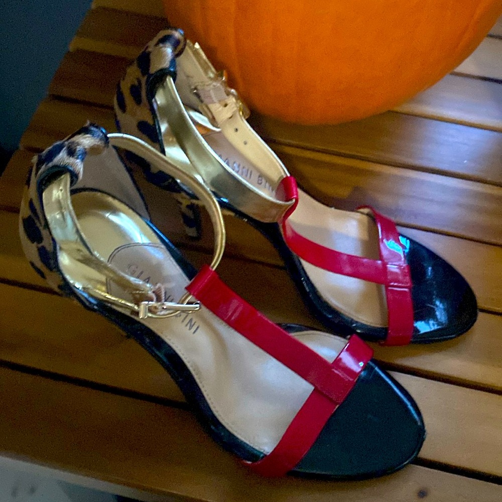 Gianni Bini heels leopard black red